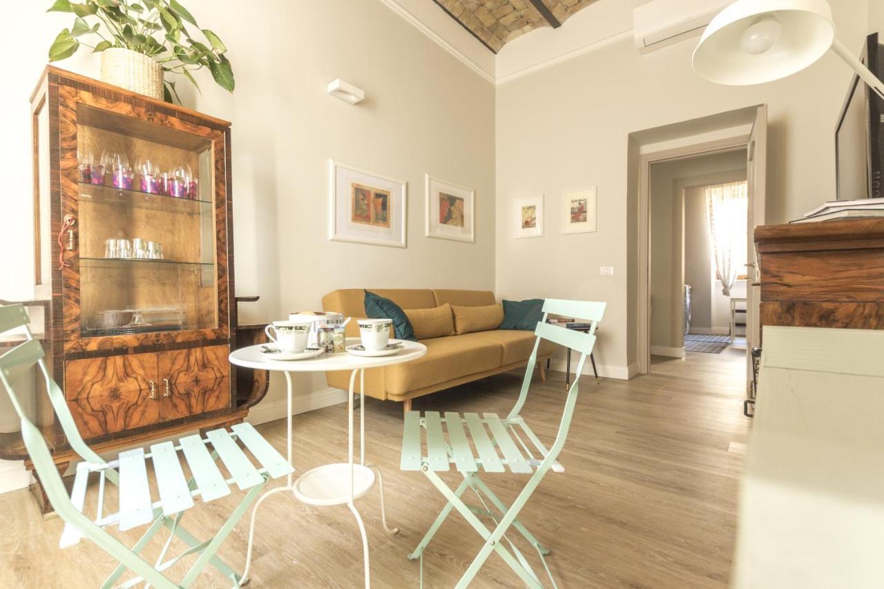 ホテル Casa Di Ele ローマ エクステリア 写真