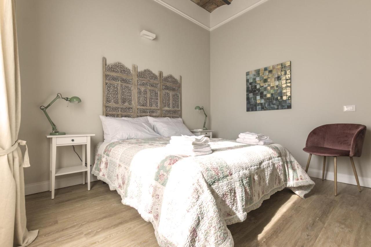 ホテル Casa Di Ele ローマ エクステリア 写真