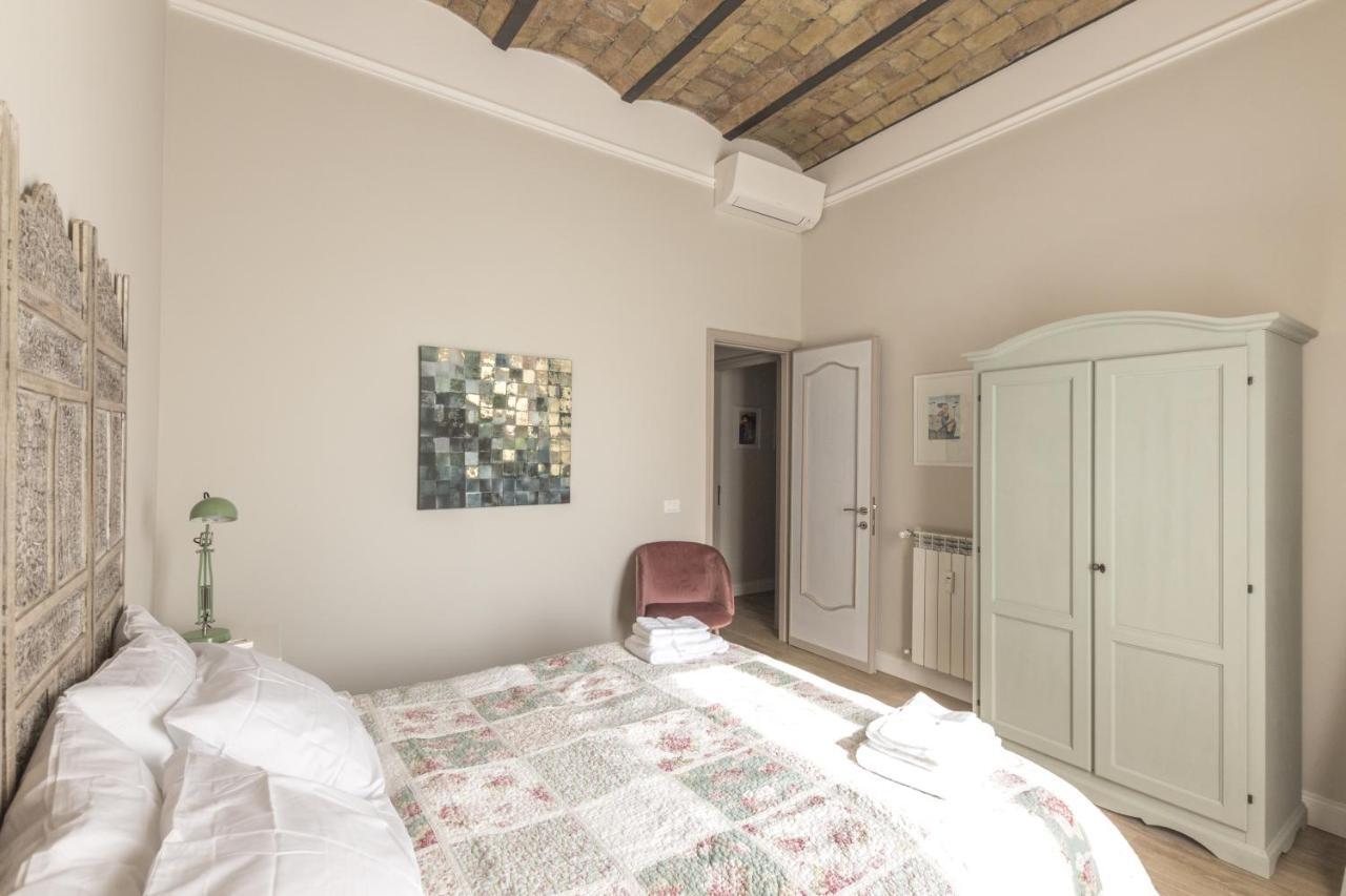 ホテル Casa Di Ele ローマ エクステリア 写真